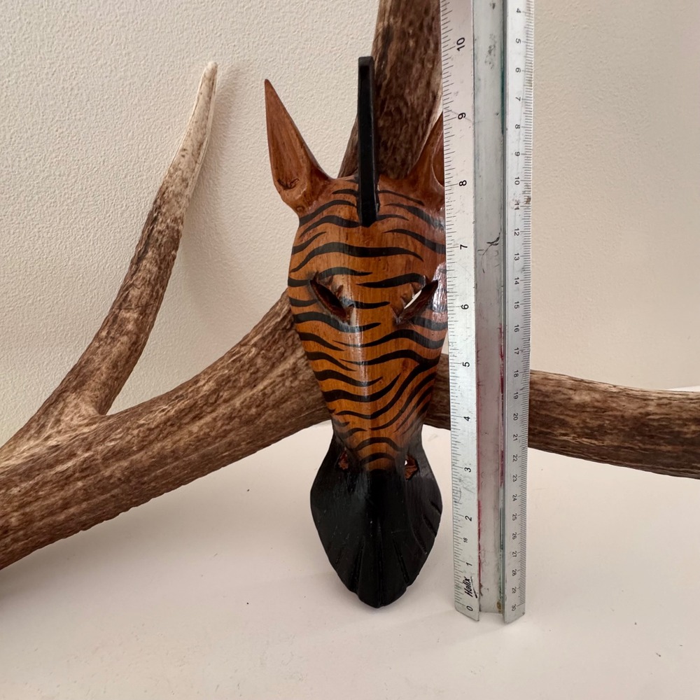 Hand Crafted Bali Zebra Wood Mask Wall Art Ubud Region Sustainable Wood NEW - Picture 6 of 6